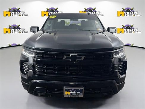 Used 2023 Chevrolet Silverado 1500 RST w/ Z71 Off-Road Package image 2