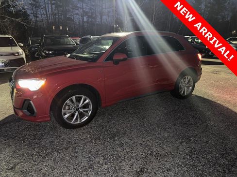 Used 2023 Audi Q3 2.0T Premium Plus w/ Premium Plus Package image 2