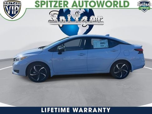 New 2025 Nissan Versa SR w/ Trunk Package FWD image 6