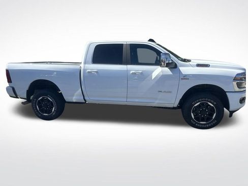 Used 2026 RAM 2500 Laramie AWD/4WD image 27