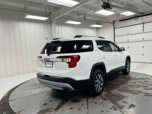 Used 2023 GMC Acadia SLT AWD/4WD image 3