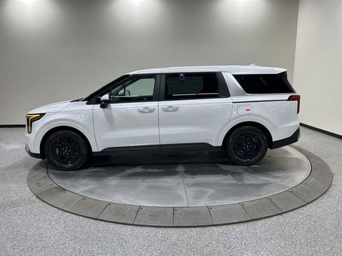 New 2026 Kia Carnival image 9