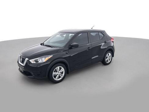 Used 2020 Nissan Kicks S FWD image 9