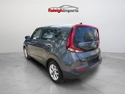 Used 2021 Kia Soul S FWD image 7