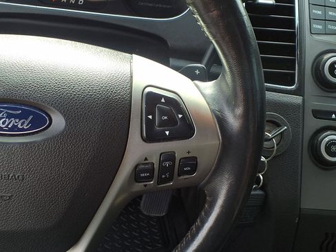 Used 2014 Ford Taurus Police Interceptor AWD w/ 2-tone Vinyl Package #1 image 5