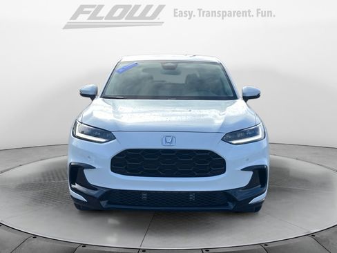 Certified 2023 Honda HR-V EX-L image 3