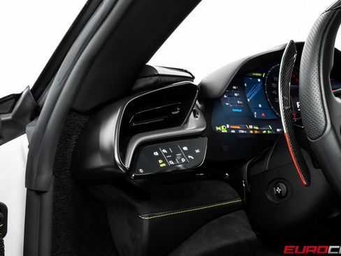 Used 2022 Ferrari SF90 Stradale AWD/4WD image 32