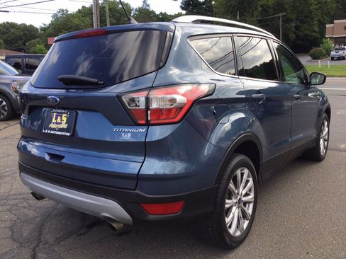 Used 2018 Ford Escape Titanium w/ Ford Safe & Smart Package AWD/4WD image 8