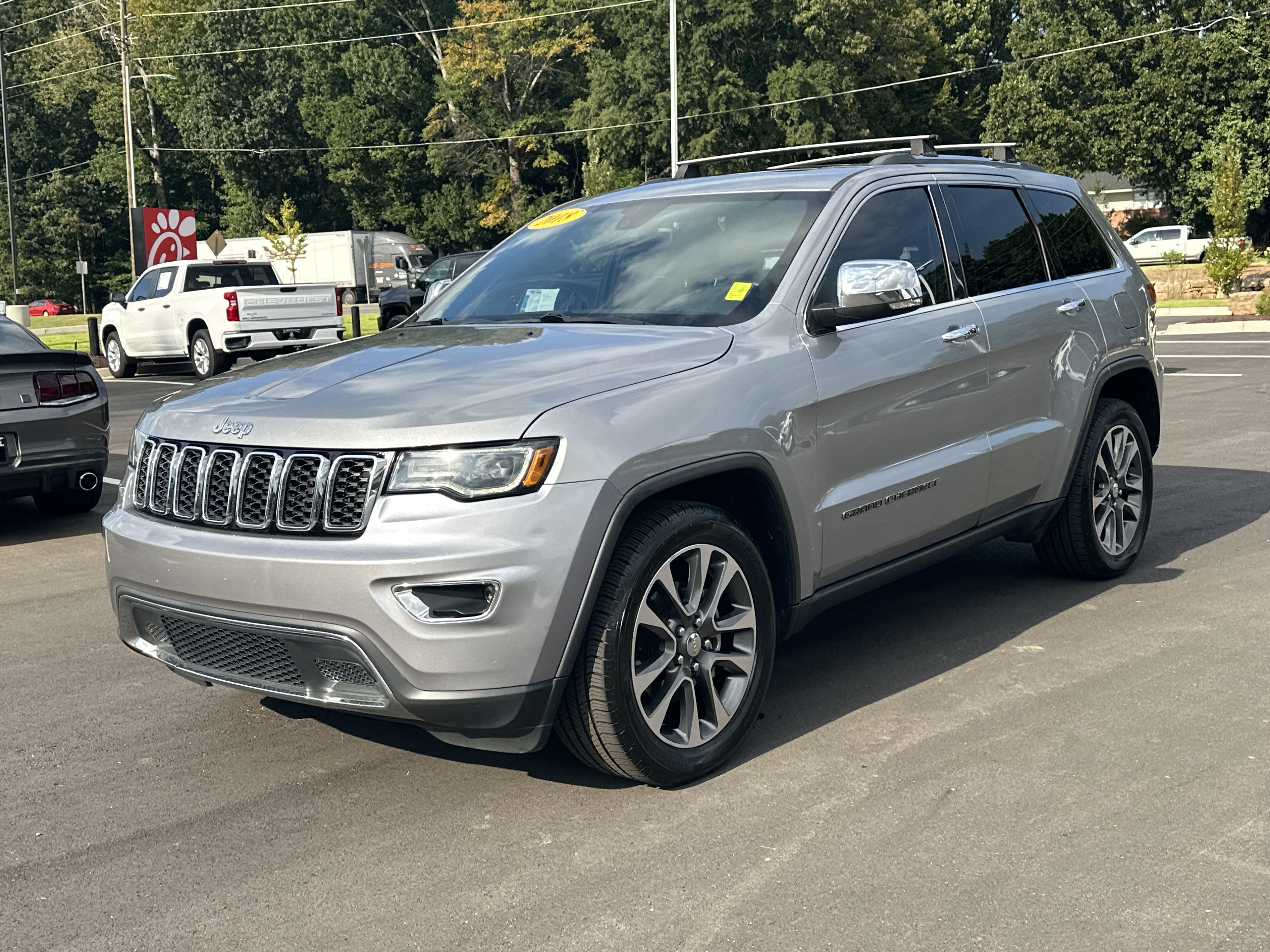 Used 2018 Jeep Grand Cherokee Limited w/ Luxury Group II RWD image 4