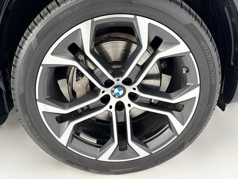 Used 2025 BMW X5 sDrive40i w/ Premium Package RWD image 31