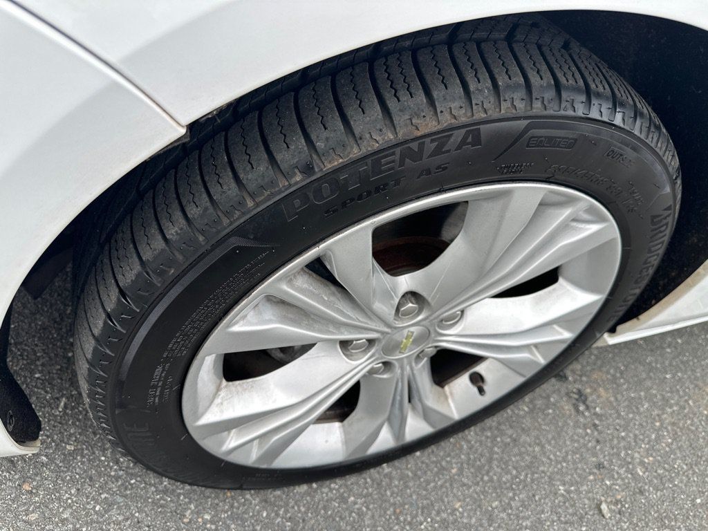 Used 2015 Chevrolet Impala LT FWD image 9