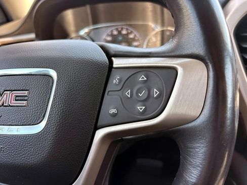 Used 2019 GMC Acadia Denali AWD/4WD image 21