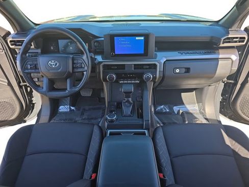 Used 2025 Toyota Tacoma SR5 image 9