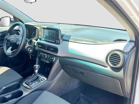Used 2020 Hyundai Kona SE image 26