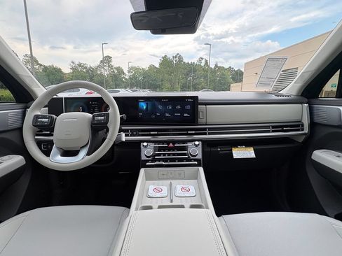 New 2026 Hyundai Santa Fe SE FWD image 9