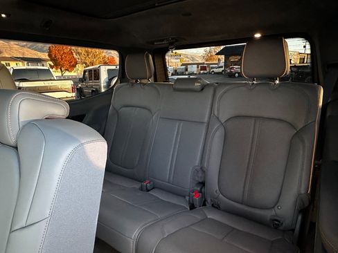 Used 2022 Jeep Grand Wagoneer Series II w/ Flexible Seating Group image 63