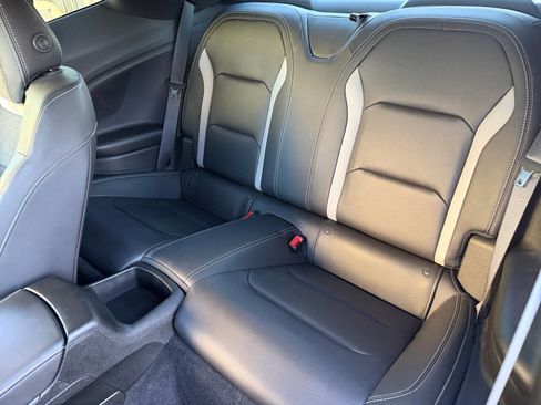 Used 2019 Chevrolet Camaro SS RWD image 26