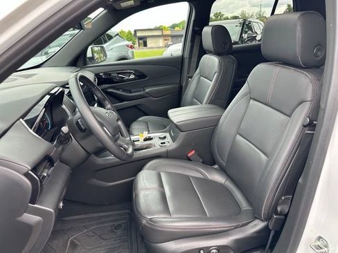Used 2023 Chevrolet Traverse RS w/ LPO, Floor Liner Package AWD/4WD image 15