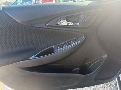 Used 2025 Chevrolet Malibu LT image 16