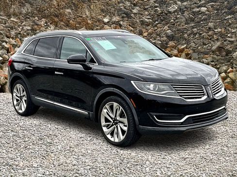 Used 2018 Lincoln MKX Reserve w/ Driver Assistance Package image 10