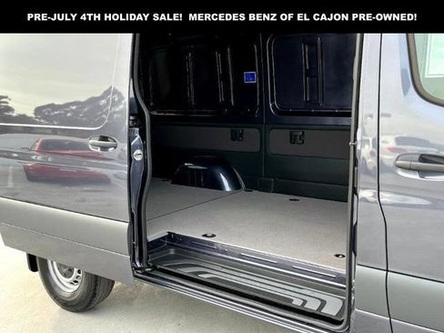 New 2024 Mercedes-Benz Sprinter 2500 image 21