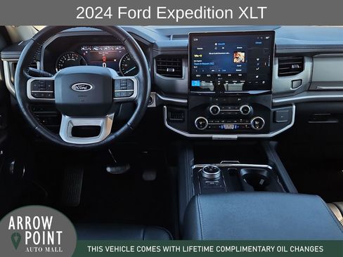 Used 2024 Ford Expedition XLT image 20