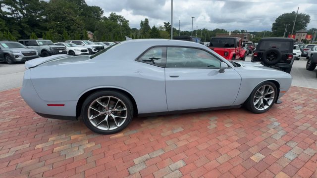 Used 2022 Dodge Challenger GT RWD image 3