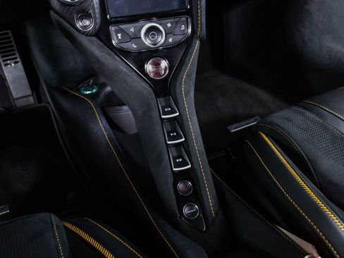 Used 2021 McLaren 720S Performance image 5