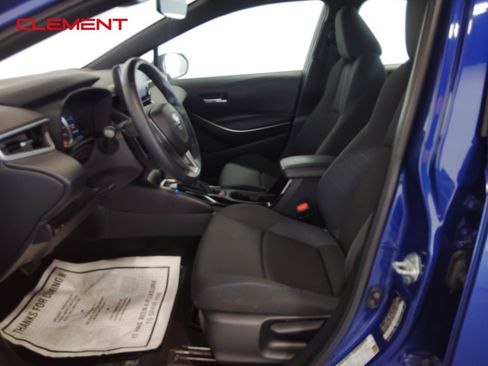 Used 2022 Toyota Corolla SE image 19
