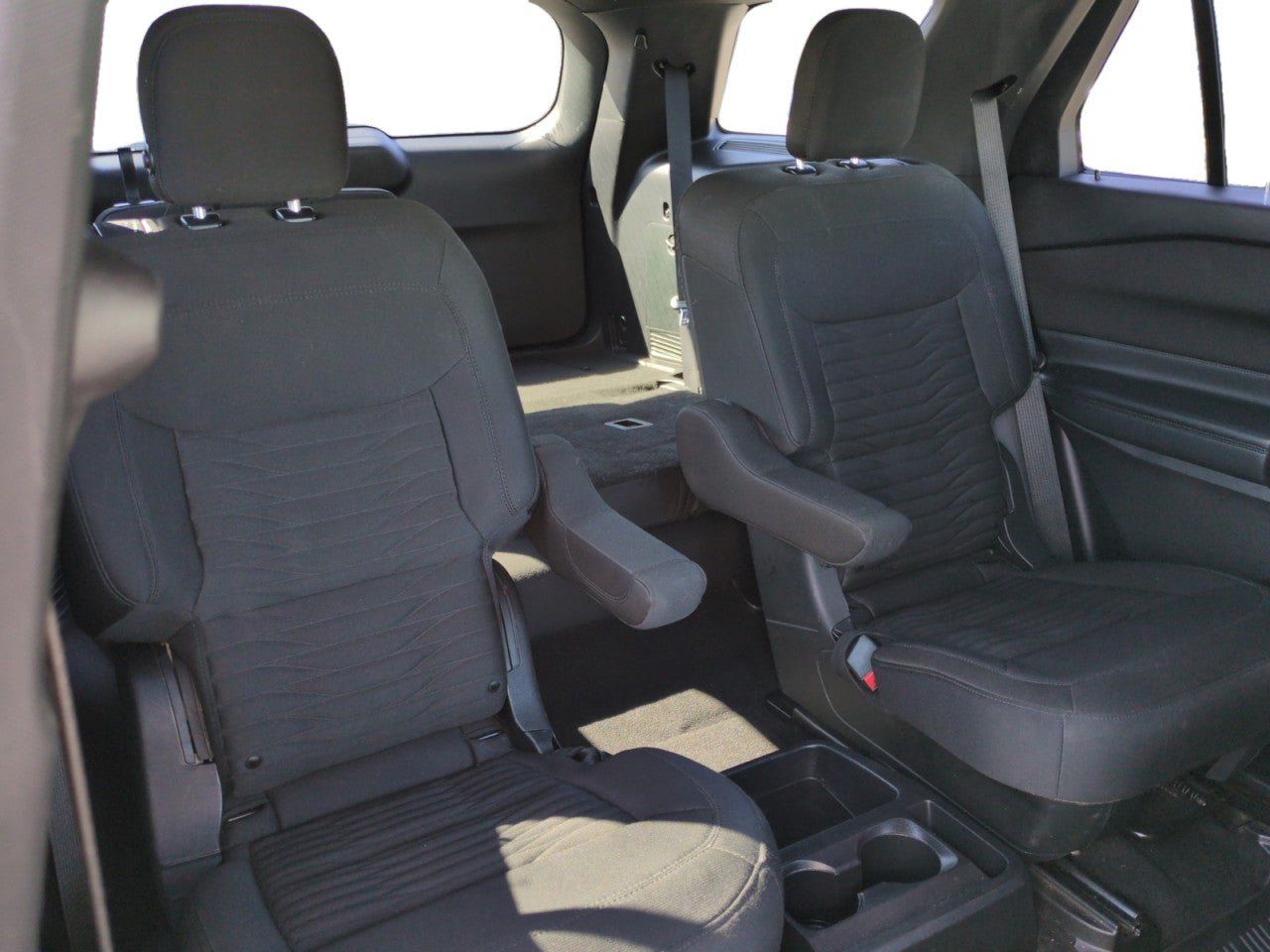 Used 2020 Ford Explorer XLT w/ Comfort Package AWD/4WD image 25