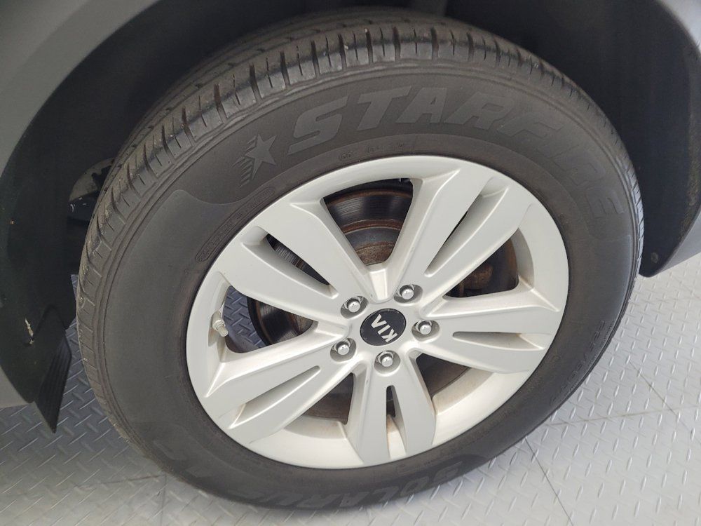 Used 2019 Kia Sportage LX FWD image 31