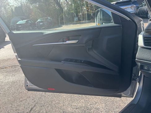 Used 2025 Toyota Camry LE image 20