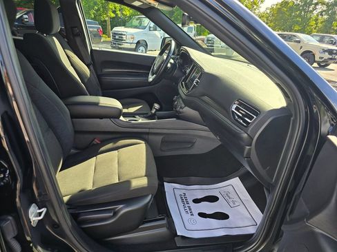Used 2024 Dodge Durango SXT w/ SXT Blacktop Group RWD image 12