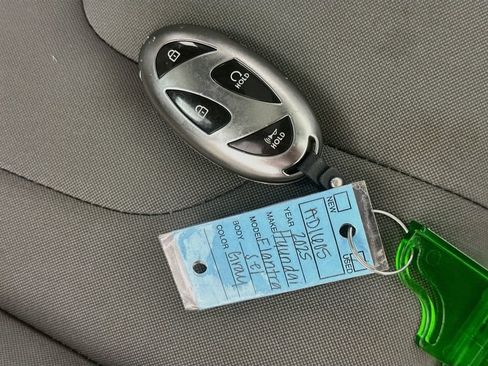 Used 2025 Hyundai Elantra SEL FWD image 37