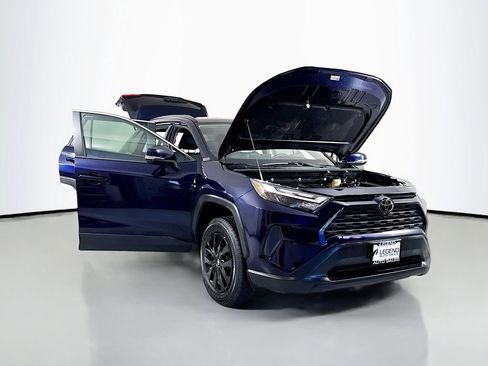 Used 2022 Toyota RAV4 XLE AWD/4WD image 20