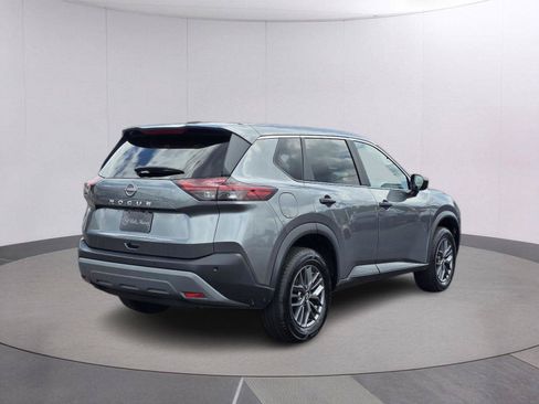 Used 2023 Nissan Rogue S FWD image 5