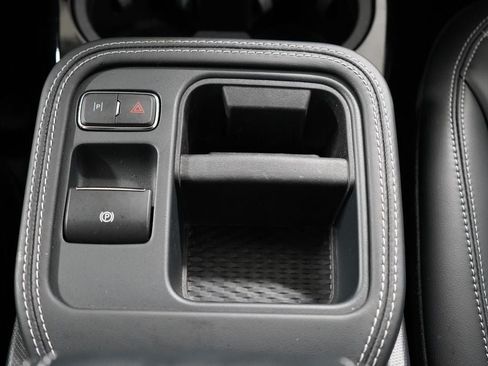 Certified 2025 Ford Mustang Mach-E Premium AWD/4WD image 14