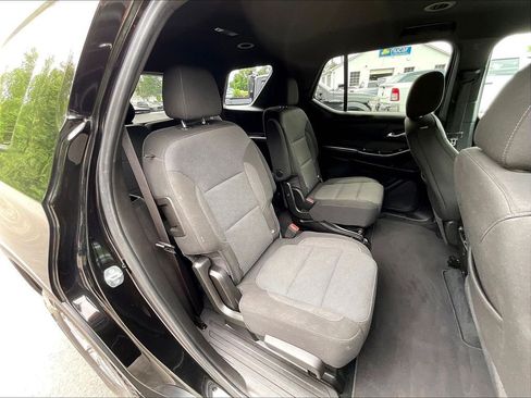 Used 2023 Chevrolet Traverse LT AWD/4WD image 20