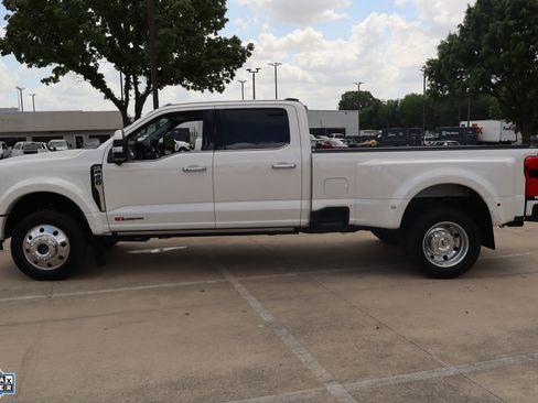 Certified 2023 Ford F450 Limited AWD/4WD image 9
