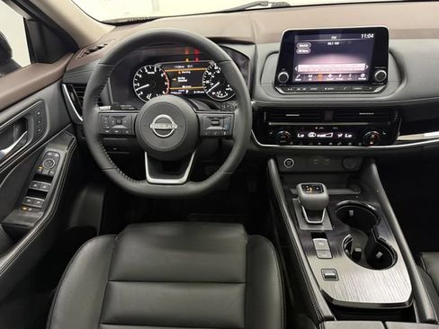 Used 2022 Nissan Rogue SL FWD image 32