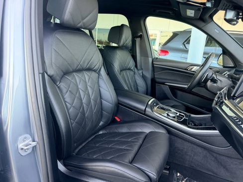 Used 2026 BMW X5 sDrive40i image 23