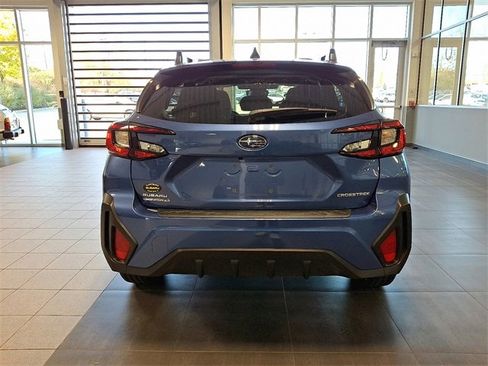 Certified 2025 Subaru Crosstrek 2.0i Premium image 5