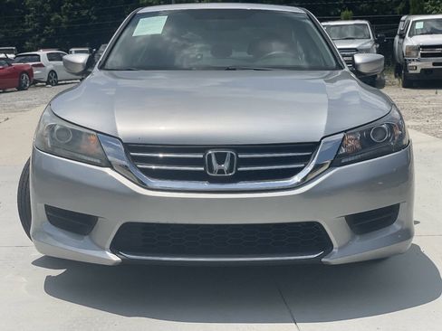 Used 2013 Honda Accord LX image 2