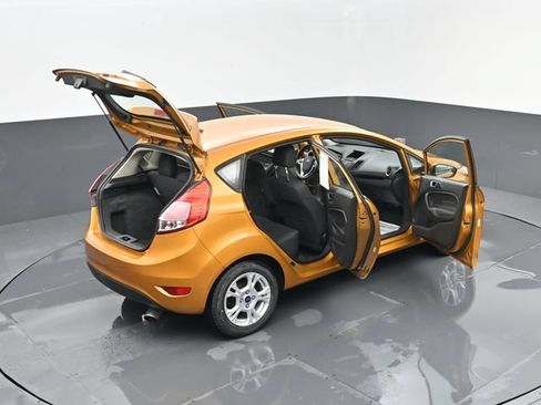 Used 2016 Ford Fiesta SE FWD image 26