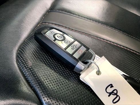 Used 2021 Ford F250 Platinum w/ Tremor Off-Road Package image 19