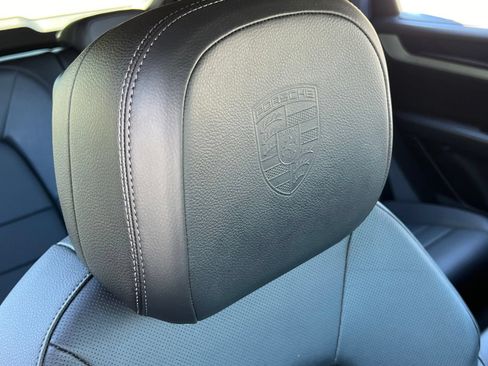 Certified 2025 Porsche Cayenne E-Hybrid AWD/4WD image 42