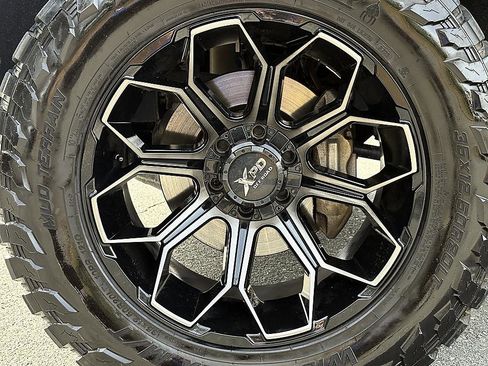 Used 2019 Chevrolet Silverado 1500 LT image 7