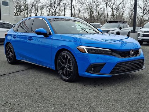 Used 2024 Honda Civic Sport Touring image 4
