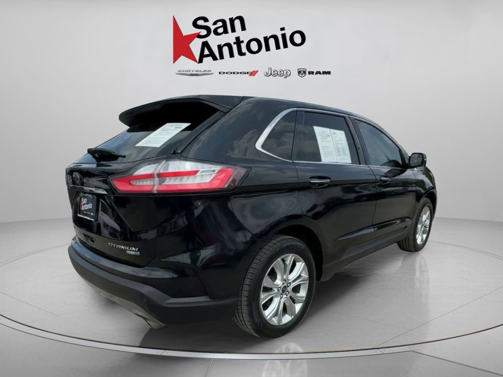 Used 2020 Ford Edge Titanium w/ Equipment Group 301A AWD/4WD image 15