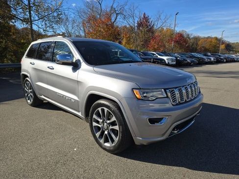 Used 2018 Jeep Grand Cherokee Overland image 7